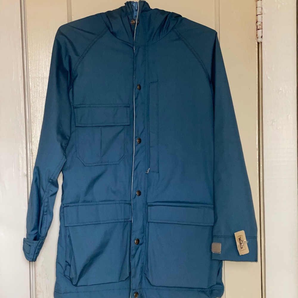 *RARE FIND* Vintage Woolrich rain jacket NWT